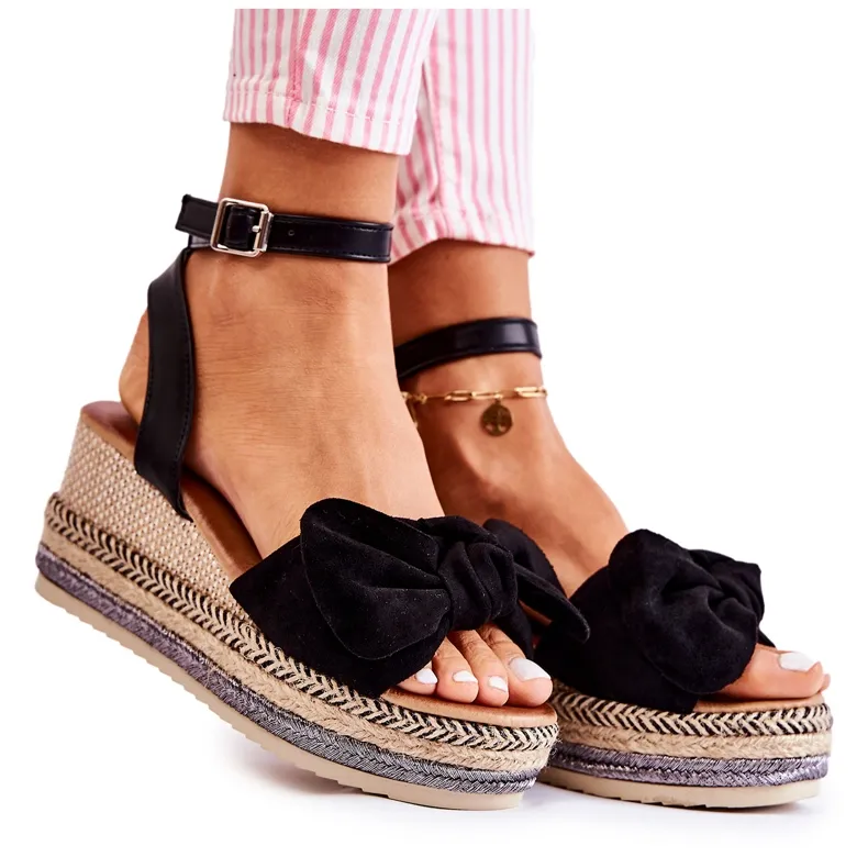 FE1 Zwarte Suède Sleehak Sandalen Natina